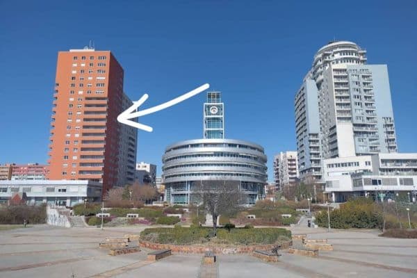 Pronájem garáže 12 m², Sluneční náměstí, Praha Pronájem garáže 12 m², Sluneční náměstí, Praha
