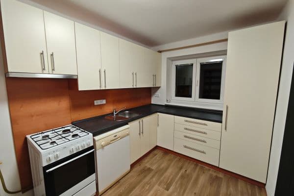 Pronájem bytu 2+1 55 m², Doktora Edvarda Beneše, Hlučín Pronájem bytu 2+1 55 m², Doktora Edvarda Beneše, Hlučín