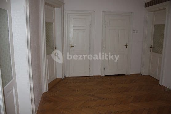 Pronájem bytu 3+1 91 m², Lužická, Praha, Praha
