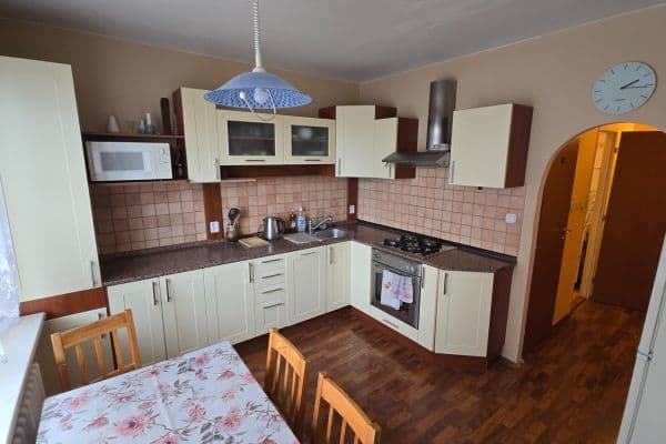 Pronájem bytu 3+1 76 m², Rerychova, Brno Pronájem bytu 3+1 76 m², Rerychova, Brno