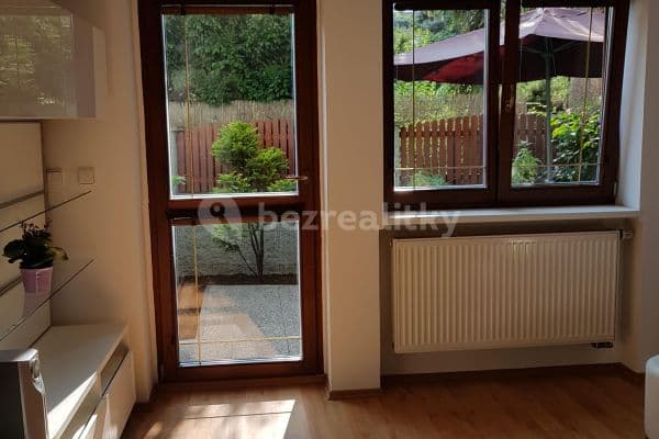 Pronájem bytu 2+1 90 m², Rotalova, Brno-sever Pronájem bytu 2+1 90 m², Rotalova, Brno-sever