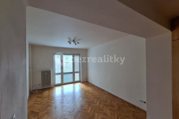 Pronájem bytu 3+1 74 m², Arménská, Praha 10 Pronájem bytu 3+1 74 m², Arménská, Praha 10