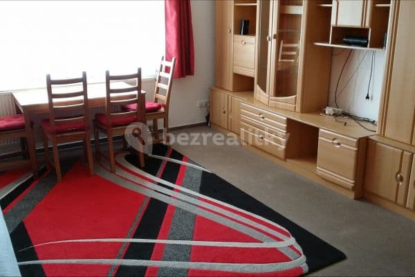 Pronájem bytu 2+kk 60 m², Boloňská, Praha Pronájem bytu 2+kk 60 m², Boloňská, Praha