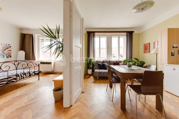 Pronájem bytu 3+kk 70 m², Sevastopolská, Praha