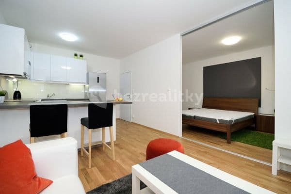 Pronájem bytu 2+kk 53 m², Makedonská, Praha Pronájem bytu 2+kk 53 m², Makedonská, Praha