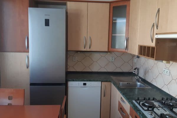Pronájem bytu 2+1 65 m², K Sokolovně, Hradec Králové Pronájem bytu 2+1 65 m², K Sokolovně, Hradec Králové