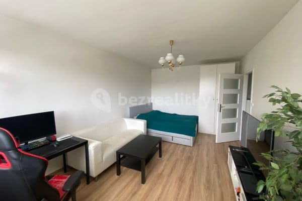 Pronájem bytu 1+kk 30 m², Zahradníčkova, Hlavní město Praha Pronájem bytu 1+kk 30 m², Zahradníčkova, Hlavní město Praha