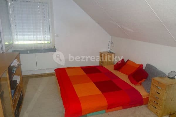 Pronájem bytu 3+1 15 m², Pod Zemankou, Pronájem bytu 3+1 15 m², Pod Zemankou,