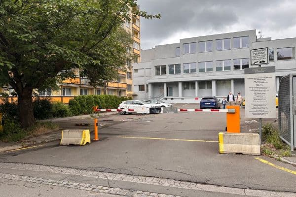 Pronájem garáže 13 m², Jemnická, Hlavní město Praha Pronájem garáže 13 m², Jemnická, Hlavní město Praha