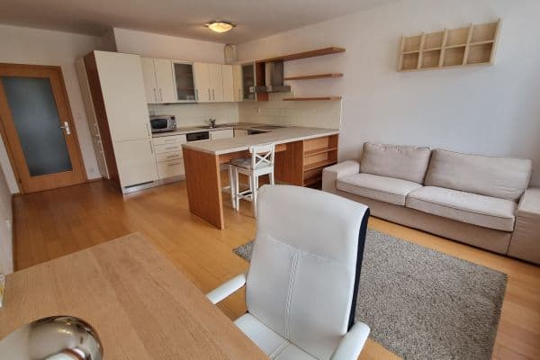Pronájem bytu 2+kk 68 m², Kovanecká, Hlavní město Praha Pronájem bytu 2+kk 68 m², Kovanecká, Hlavní město Praha