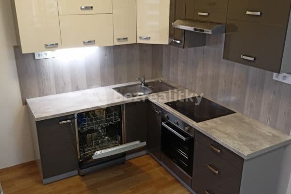 Pronájem bytu 2+kk 62 m², Hlučkova, Praha Pronájem bytu 2+kk 62 m², Hlučkova, Praha