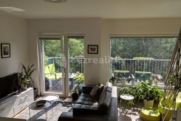 Pronájem bytu 3+kk 85 m², U Libeňského pivovaru, Hlavní město Praha Pronájem bytu 3+kk 85 m², U Libeňského pivovaru, Hlavní město Praha