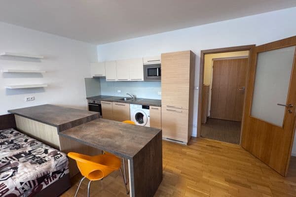 Pronájem bytu 1+kk 38 m², Vinohrady, Brno-město Pronájem bytu 1+kk 38 m², Vinohrady, Brno-město