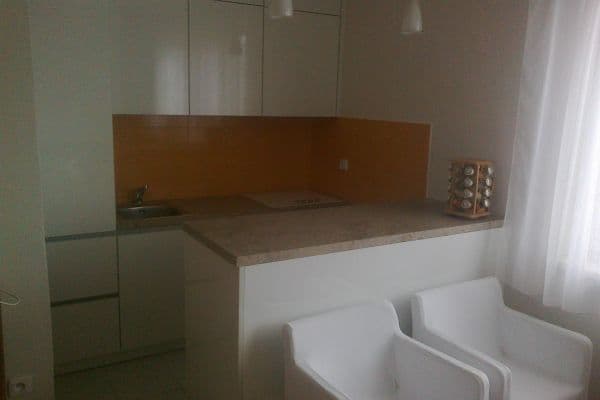 Prodej bytu 2+kk 47 m², Spojařů, Praha Prodej bytu 2+kk 47 m², Spojařů, Praha
