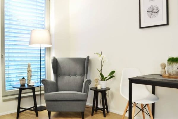 Pronájem bytu 1+kk 34 m², Koněvova, Praha Pronájem bytu 1+kk 34 m², Koněvova, Praha