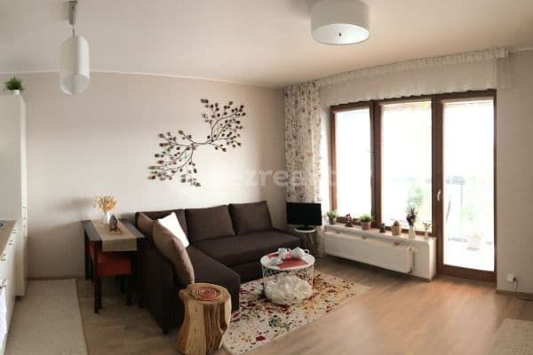 Pronájem bytu 1+kk 34 m², Plzeňská, Praha Pronájem bytu 1+kk 34 m², Plzeňská, Praha