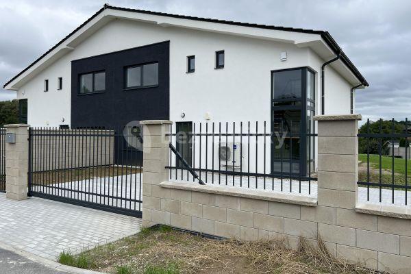 Prodej domu 205 m², pozemek 700 m², Sulice