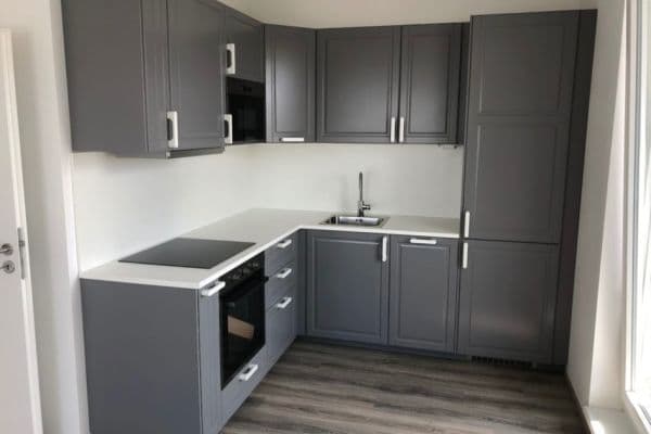 Pronájem bytu 2+kk 58 m², Hlučkova, Praha Pronájem bytu 2+kk 58 m², Hlučkova, Praha