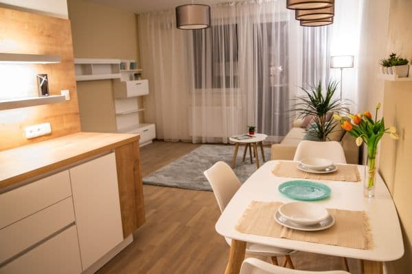 Pronájem bytu 2+kk 58 m², Pod Stolovou Horou, Praha 5 Pronájem bytu 2+kk 58 m², Pod Stolovou Horou, Praha 5
