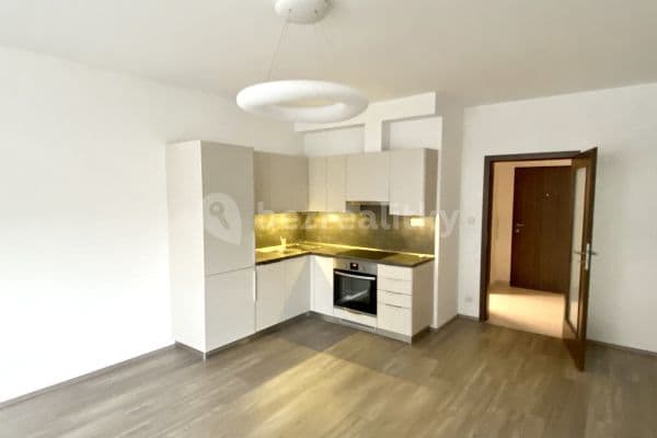 Pronájem bytu 1+kk 37 m², Makedonská, Praha Pronájem bytu 1+kk 37 m², Makedonská, Praha