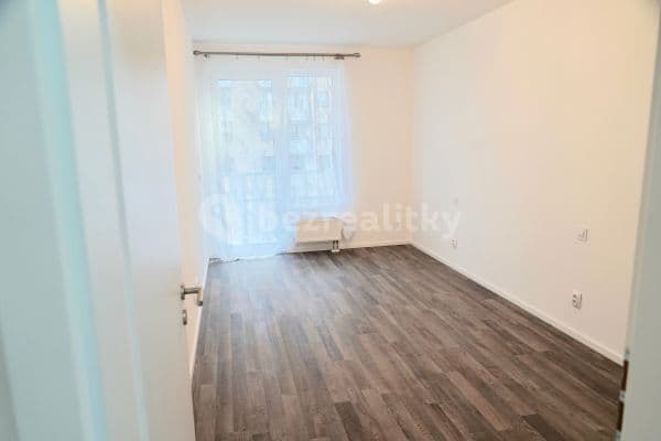 Pronájem bytu 2+kk 62 m², Zvěřinova, Praha Pronájem bytu 2+kk 62 m², Zvěřinova, Praha