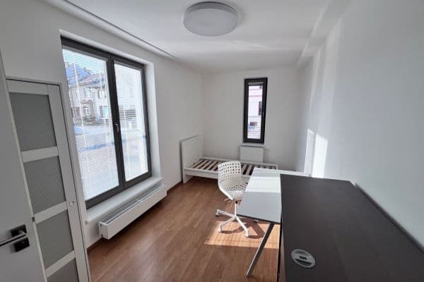 Pronájem bytu 5+kk 14 m², Viniční, Brno, Jihomoravský kraj Pronájem bytu 5+kk 14 m², Viniční, Brno, Jihomoravský kraj