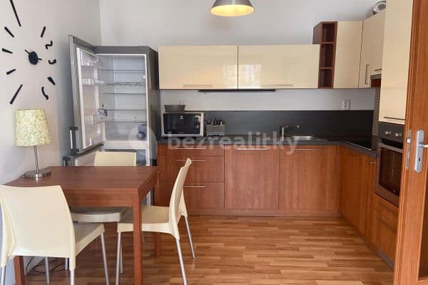 Pronájem bytu 2+kk 58 m², Laudonova, Praha-Štěrboholy Pronájem bytu 2+kk 58 m², Laudonova, Praha-Štěrboholy