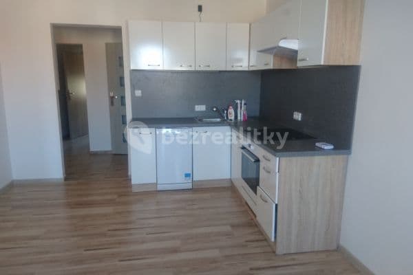 Pronájem bytu 3+kk 60 m², Bulharská, Pardubice Pronájem bytu 3+kk 60 m², Bulharská, Pardubice