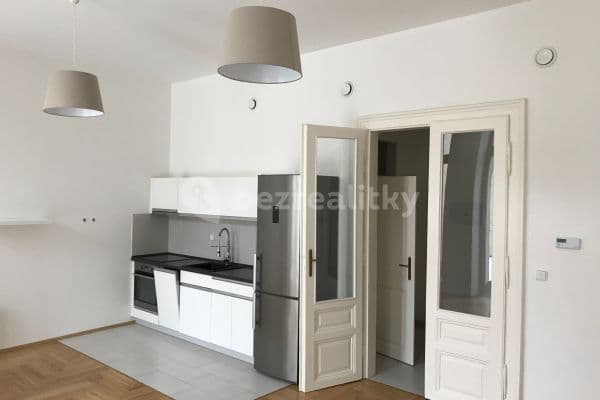 Pronájem bytu 1+kk 43 m², Slovenská, Olomouc Pronájem bytu 1+kk 43 m², Slovenská, Olomouc