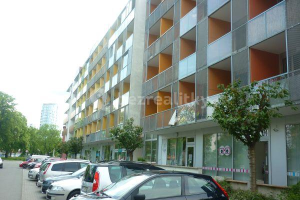 Pronájem bytu 1+kk 26 m², Kavaléristů, Olomouc