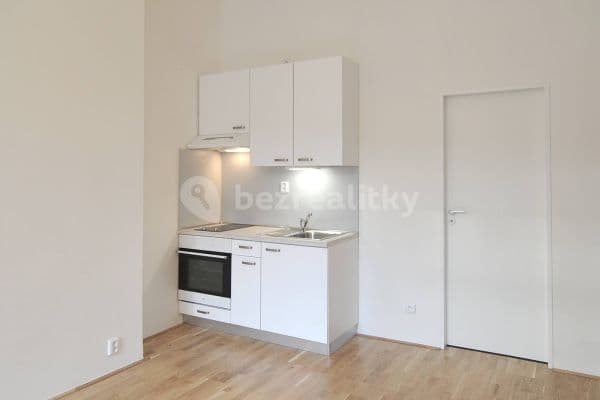 Pronájem bytu 1+kk 26 m², Přístavní, Praha Pronájem bytu 1+kk 26 m², Přístavní, Praha