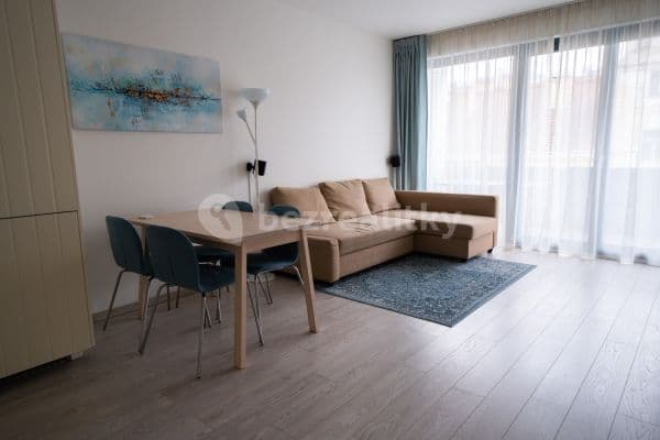 Pronájem bytu 2+kk 77 m², Sokolovská, Praha Pronájem bytu 2+kk 77 m², Sokolovská, Praha