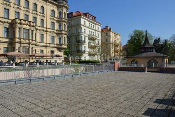Pronájem garáže 16 m², U Zvonařky, Hlavní město Praha Pronájem garáže 16 m², U Zvonařky, Hlavní město Praha