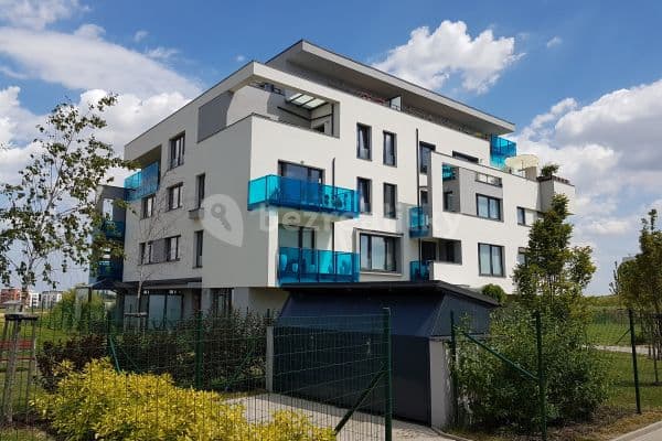 Pronájem bytu Garsoniéra 37 m², Nepomuckých, Praha Pronájem bytu Garsoniéra 37 m², Nepomuckých, Praha