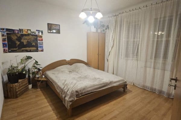 Pronájem bytu 2+kk 50 m², Žateckých, Hlavní město Praha Pronájem bytu 2+kk 50 m², Žateckých, Hlavní město Praha