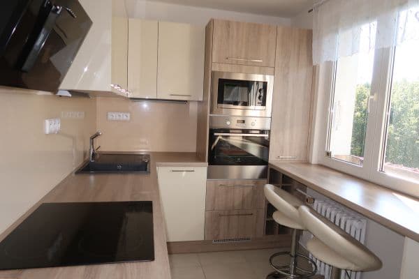 Pronájem bytu 2+1 54 m², Nad Alejí, Praha Pronájem bytu 2+1 54 m², Nad Alejí, Praha