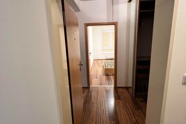 Pronájem bytu 2+kk 61 m², Marty Krásové, Praha Pronájem bytu 2+kk 61 m², Marty Krásové, Praha