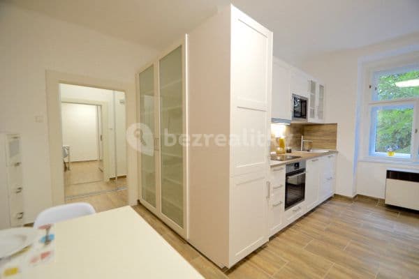 Pronájem bytu 1+1 48 m², Domažlická, Praha, Praha