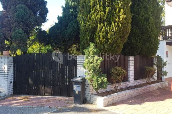 Pronájem bytu 1+1 54 m², Na Fialce I, Praha Pronájem bytu 1+1 54 m², Na Fialce I, Praha