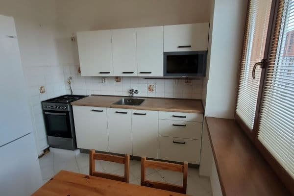 Pronájem bytu 2+1 54 m², Haškova, Hradec Králové Pronájem bytu 2+1 54 m², Haškova, Hradec Králové