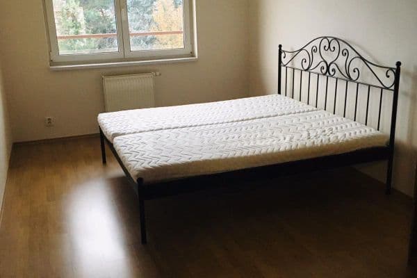 Pronájem bytu 2+kk 58 m², Za Sídlištěm, Dolní Břežany Pronájem bytu 2+kk 58 m², Za Sídlištěm, Dolní Břežany
