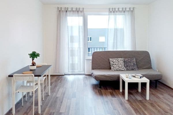 Pronájem bytu 1+kk 34 m², Moravcových, Praha Pronájem bytu 1+kk 34 m², Moravcových, Praha