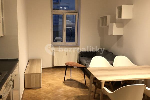 Pronájem bytu 2+kk 33 m², Mozartova, Praha Pronájem bytu 2+kk 33 m², Mozartova, Praha