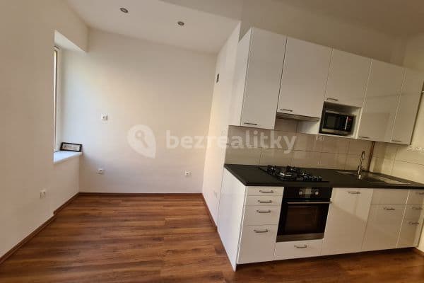 Pronájem bytu 2+kk 53 m², Víta Nejedlého, Praha 3 Pronájem bytu 2+kk 53 m², Víta Nejedlého, Praha 3