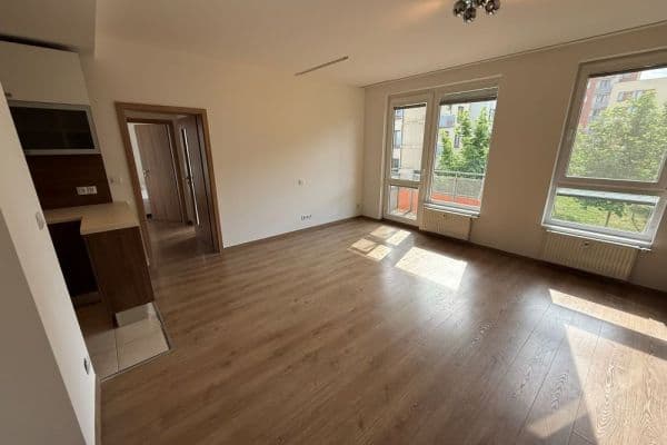 Pronájem bytu 3+kk 79 m², Bermanova, Praha Pronájem bytu 3+kk 79 m², Bermanova, Praha