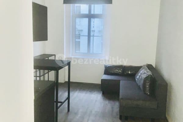 Pronájem bytu Garsoniéra 24 m², Malířská, Praha Pronájem bytu Garsoniéra 24 m², Malířská, Praha
