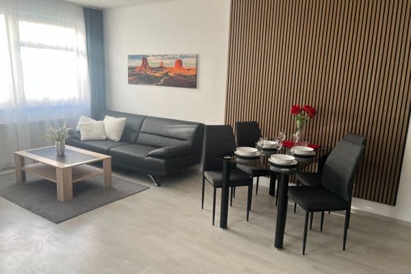 Pronájem bytu 3+kk 92 m², Oty Bubeníčka, Uhříněves Pronájem bytu 3+kk 92 m², Oty Bubeníčka, Uhříněves