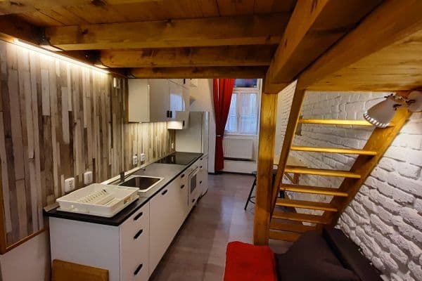 Pronájem bytu 1+kk 36 m², Jeronýmova, Praha Pronájem bytu 1+kk 36 m², Jeronýmova, Praha