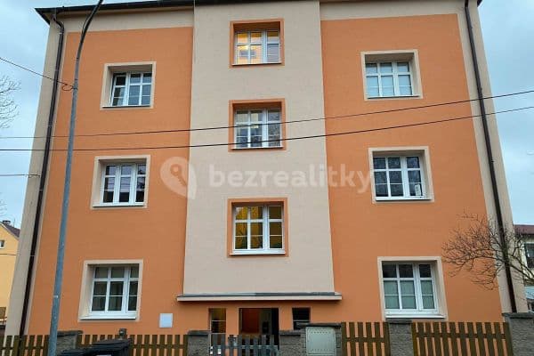 Pronájem bytu 1+1 40 m², Borská, Dalovice