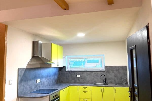 Pronájem bytu 1+kk 60 m², Česká, Bělá pod Bezdězem Pronájem bytu 1+kk 60 m², Česká, Bělá pod Bezdězem